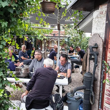 Den Oude Frühstückspension