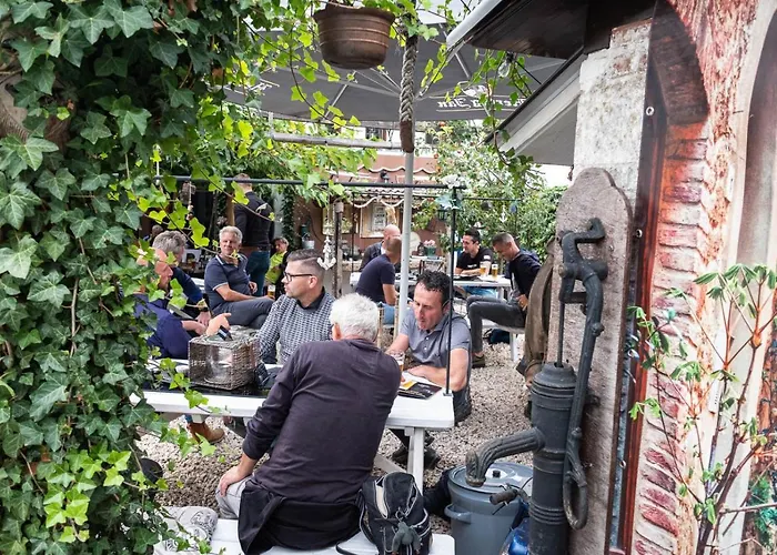 Den Oude Oda ve Kahvaltı