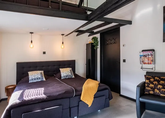 Den Oude Отель типа 