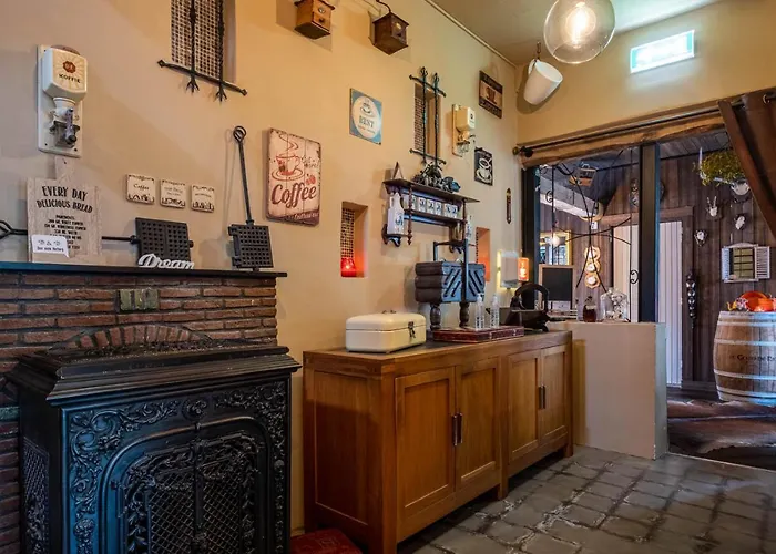 Bed & Breakfast Den Oude 3*